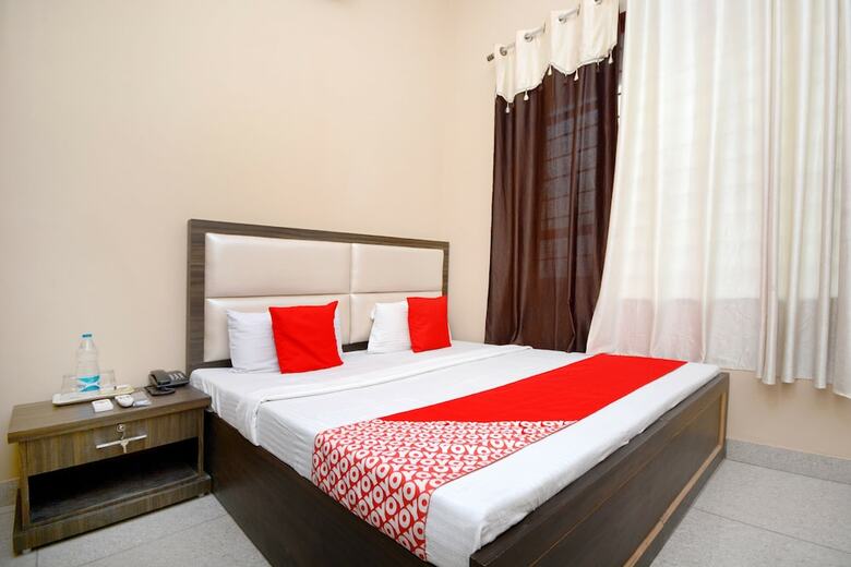 Oyo 40482 Hotel Country Side