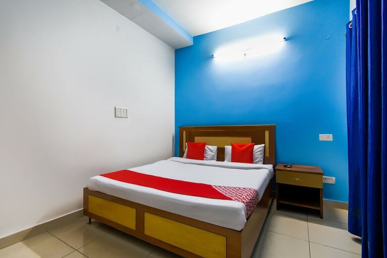 Hotel Oyo 47656 Ayush Home Stay