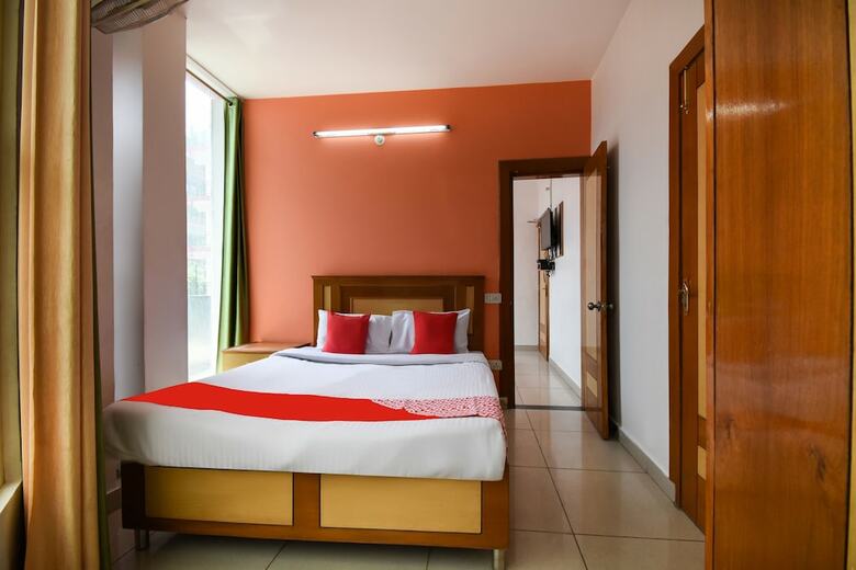 Hotel Oyo 47656 Ayush Home Stay