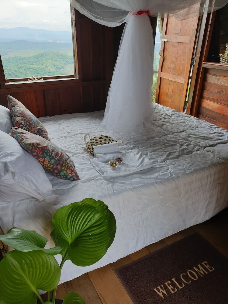 Hotel Hug House