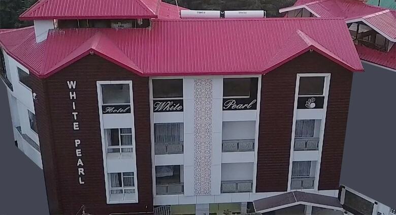 Hotel White Pearl