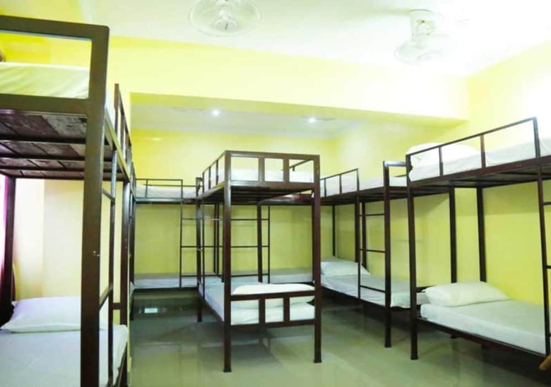 Hotel Raga Residency
