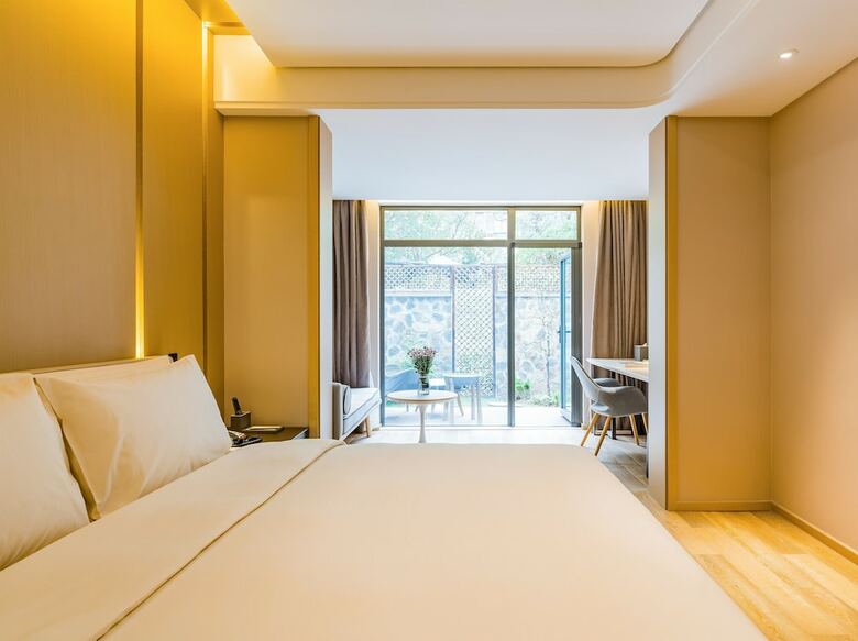 Atour Hotel City Hall Linyi