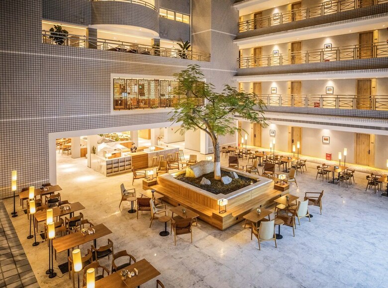 Atour Hotel Wanlong Heyuan