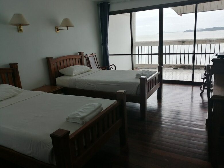 Hotel Jansom Beach Resort Ranong