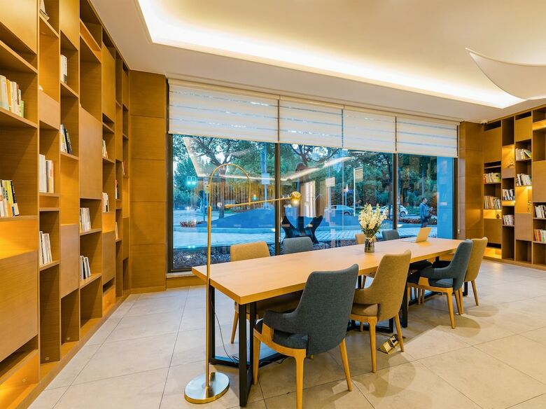Atour Hotel Lutai Ave Gaoxin Zibo