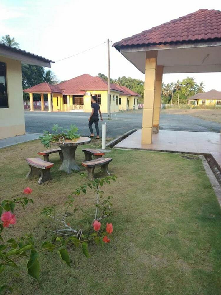 Hotel Homestay Damaisuri