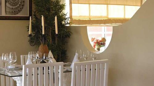Hotel Lifestyle Crown Residence Suites