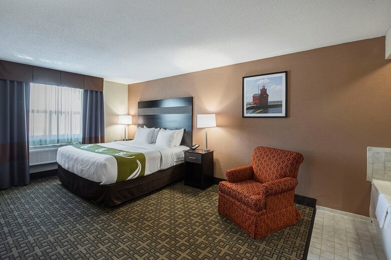 Hotel Quality Inn & Suites