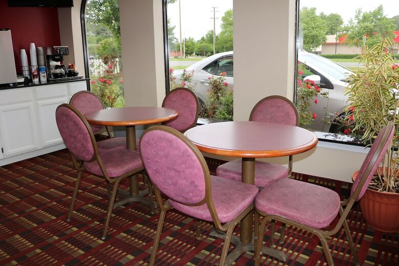 Hotel Econo Lodge Chesapeake Route 13 And I-464
