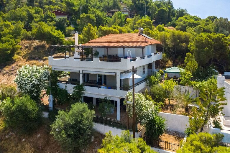 Residencia Saronic Seafront