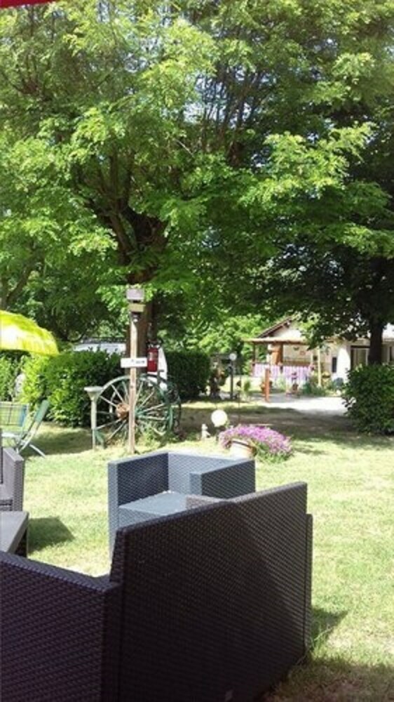 Camping De La Vallee Du Doux