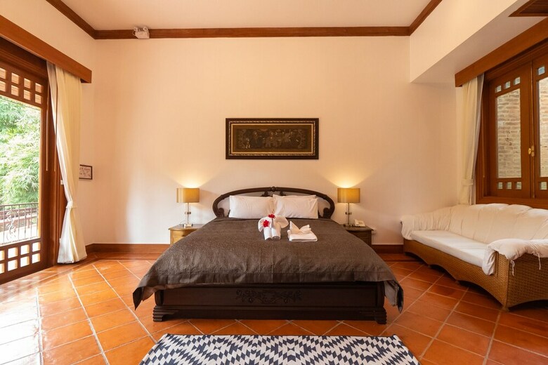 Hotel Chayana Resort