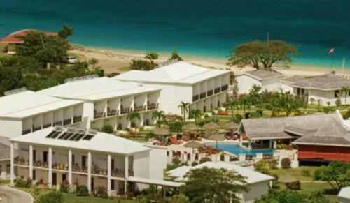 Hotel Coyaba Beach Resort