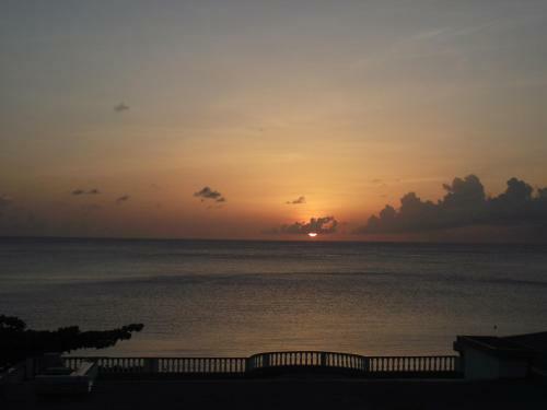 Hotel Gem Holiday Beach Resort