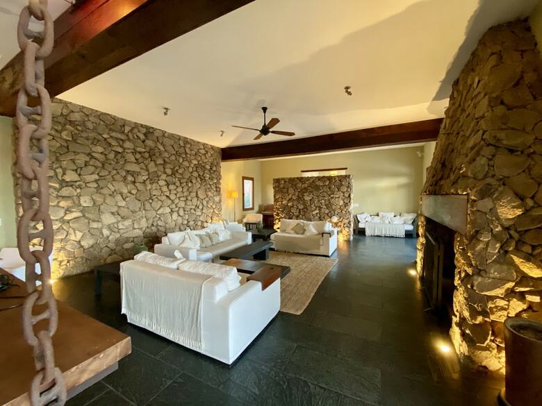 Hotel Casa Quetzal