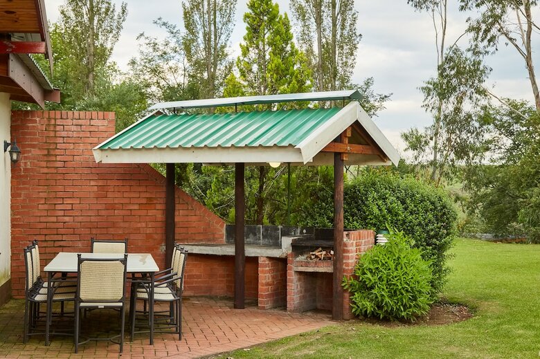 Hotel First Group Bushman's Nek
