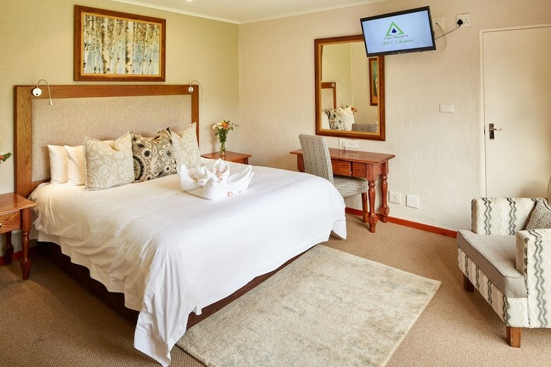 Hotel First Group Bushman's Nek