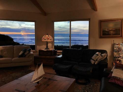 Las Brisas Del Mar Home