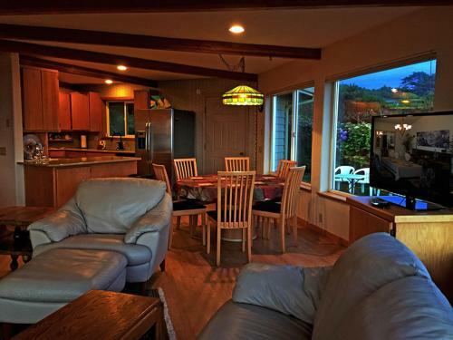 Las Brisas Del Mar Home