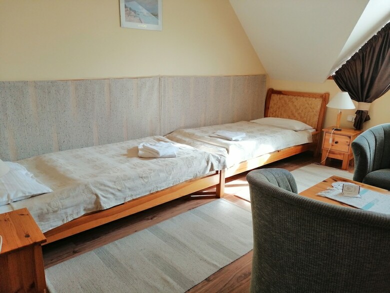 Hotel J�zsi B�csi Vend�gl?je �s Sz�llod�ja