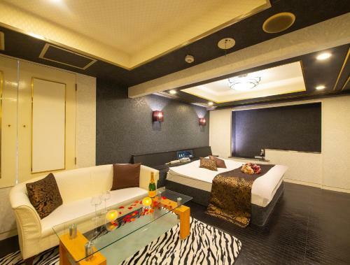 Hotel Gee (adult Only)