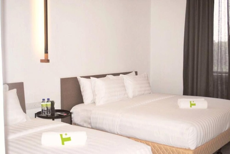 T+ Premium Hotel