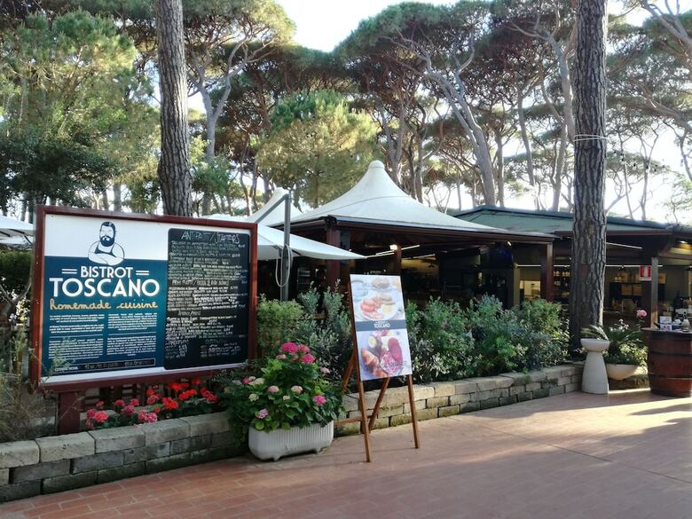 Park Albatros Village