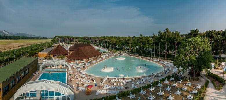 Park Albatros Village