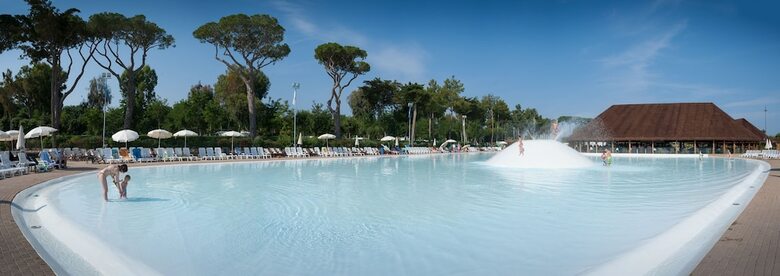 Park Albatros Village