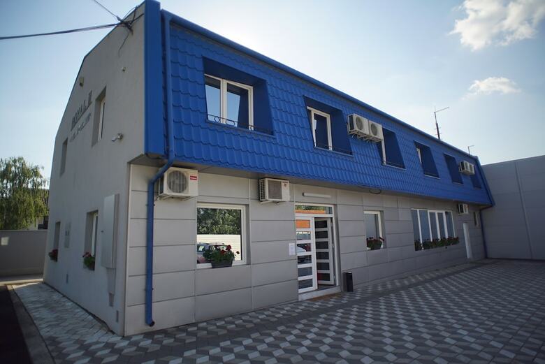 Hotel Guesthouse Royal II
