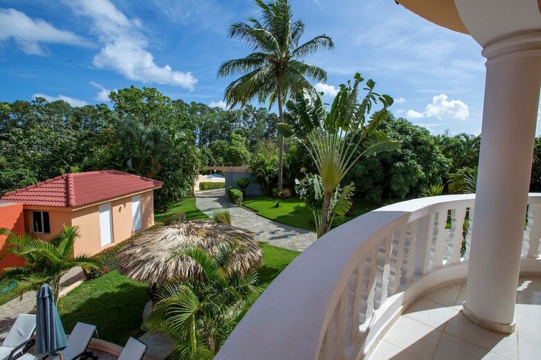 Private 6 Bedroom Villa Great For Parties