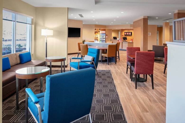 Hotel Towneplace Suites By Marriott Gainesville