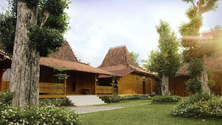 Kampoeng Joglo Boutique Hotel