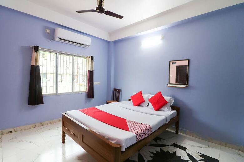 Oyo 49743 Hotel Akankha