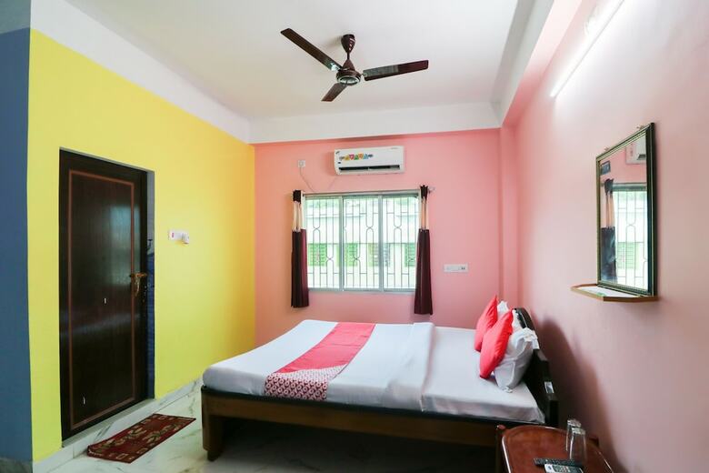 Oyo 49743 Hotel Akankha