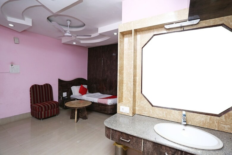 Oyo 44549 Hotel Benjamin