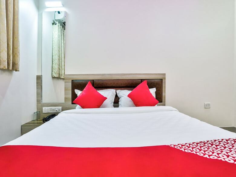 Hotel Oyo 31027 Manvaar
