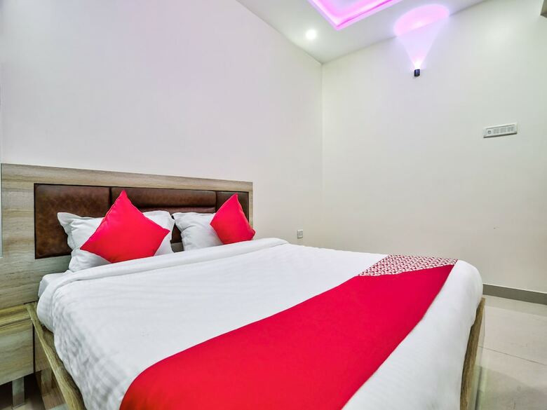 Hotel Oyo 31027 Manvaar