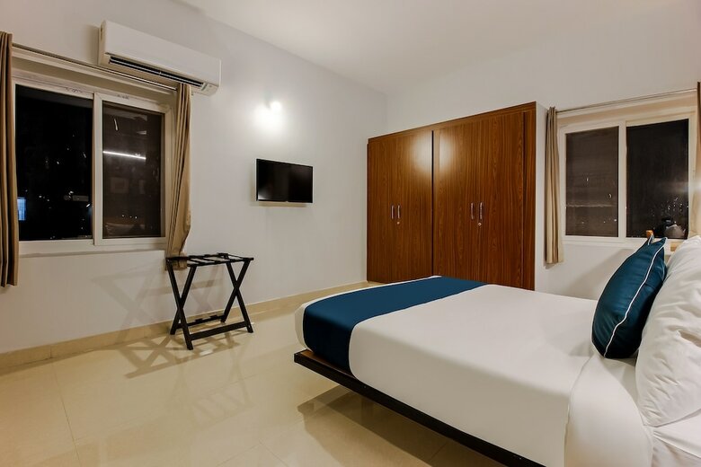 Hotel Silverkey Executive Stays 38014 Near Sanskrit School