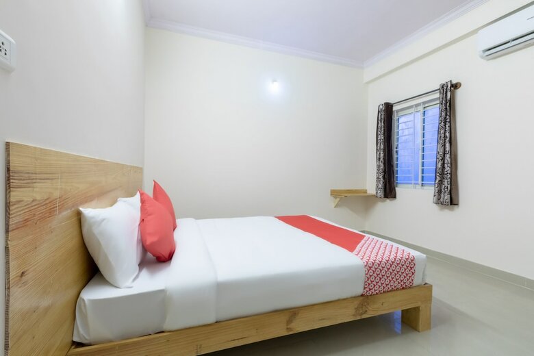 Hotel Oyo 44601 Akthar Comforts