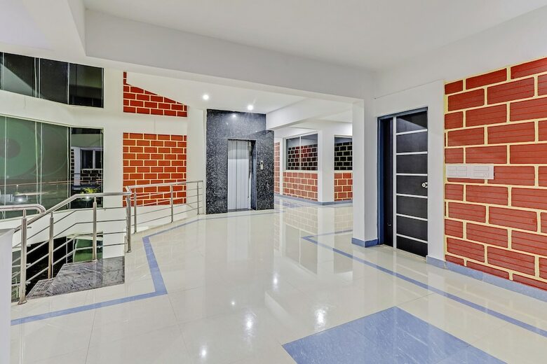 Hotel Capital O 60010 Royal Heritage Resort