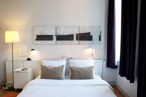 B&B Lodgingat8