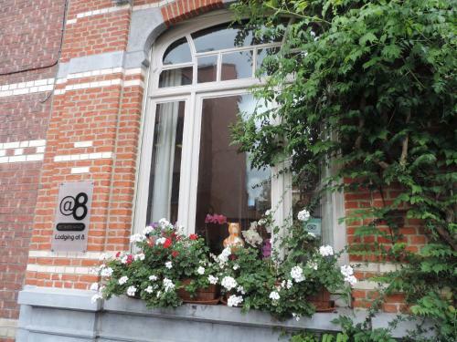 B&B Lodgingat8
