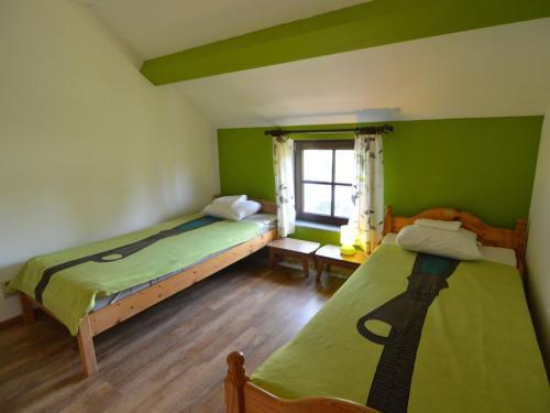 Au Pied Du Grand Ch�ne