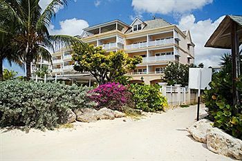 Hotel Coral Sands Beach Resort