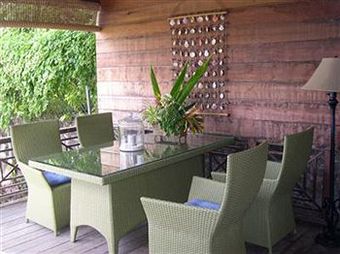 Posada Sweetfield Manor Historic Inn