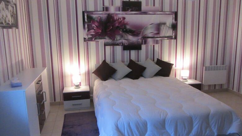 Bed & Breakfast Chambre D'hotes Les Glycines