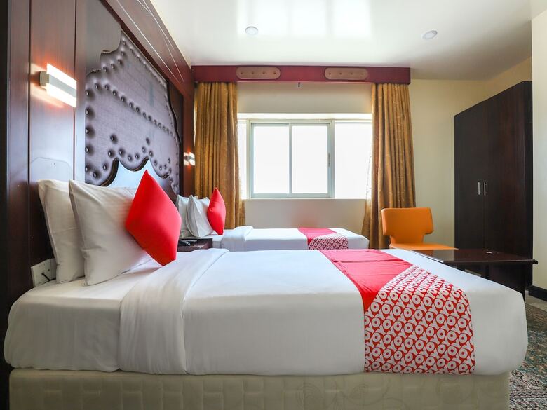 Oyo 333 Shh Hotel