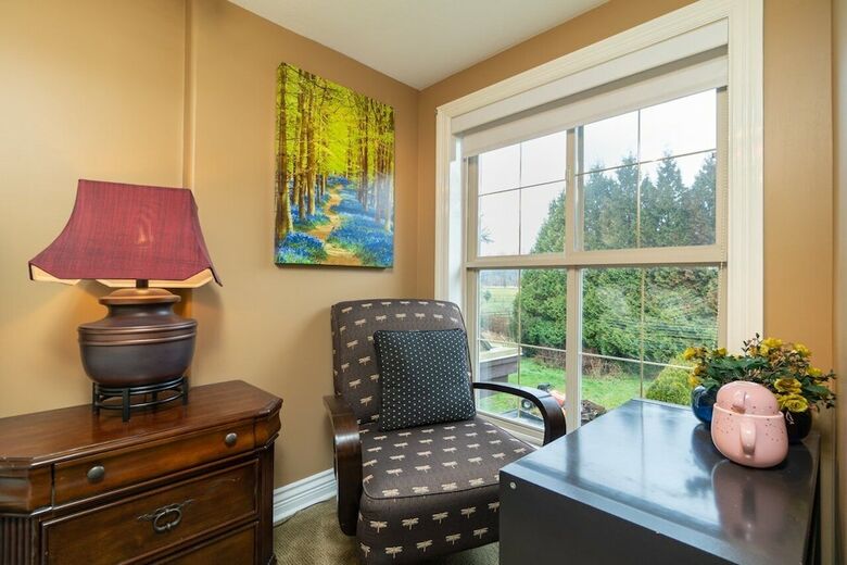 Cedar Manor Bed And Breakfast